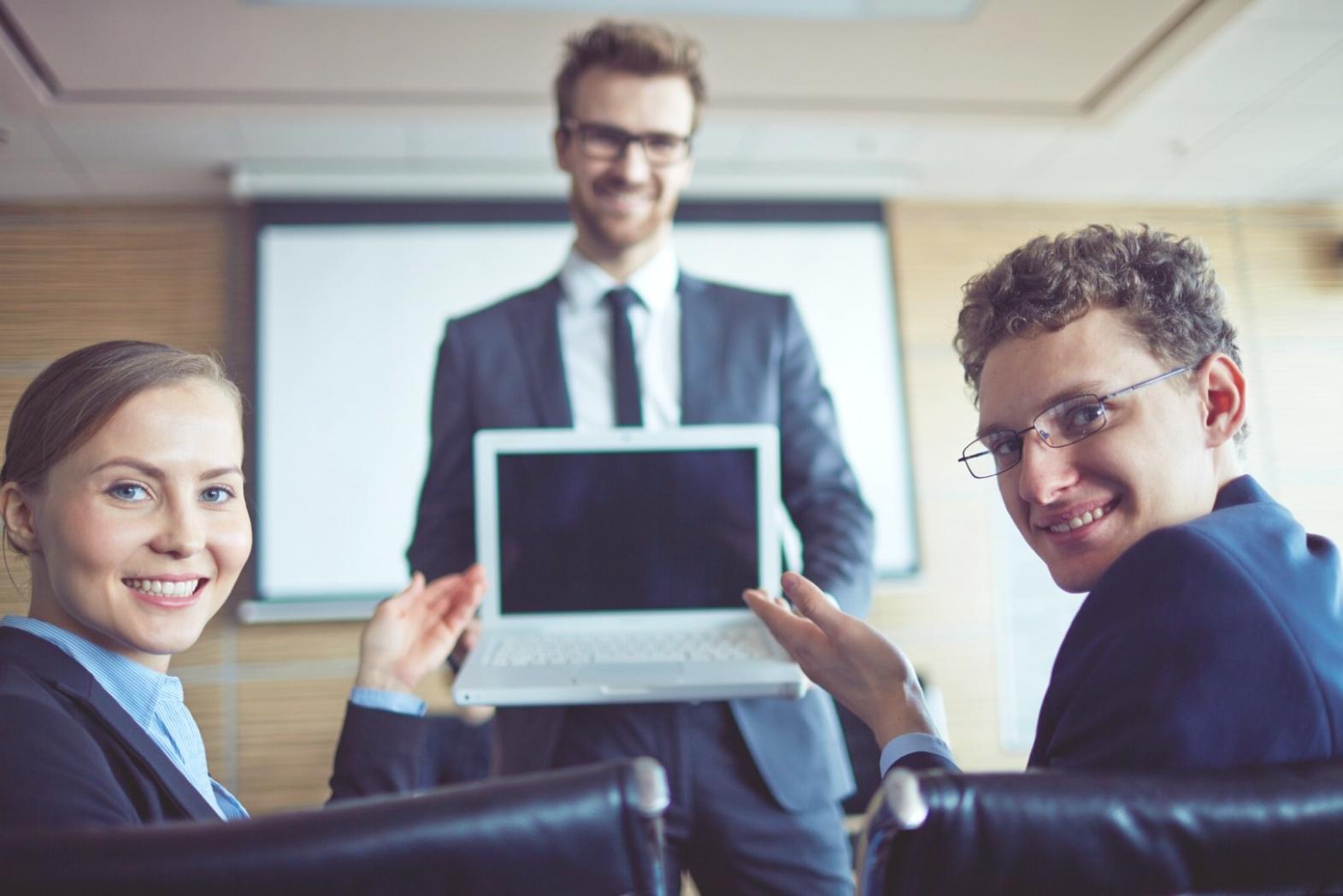 Session de formation à distance en évaluation financière